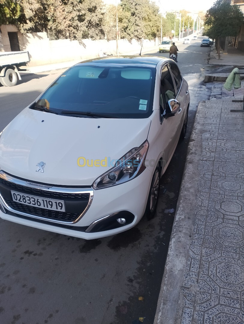 Peugeot 208 2019 Allure