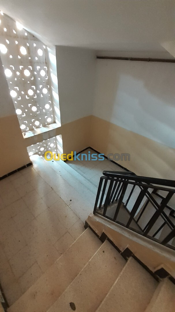 Vente Appartement F3 Blida Bouarfa