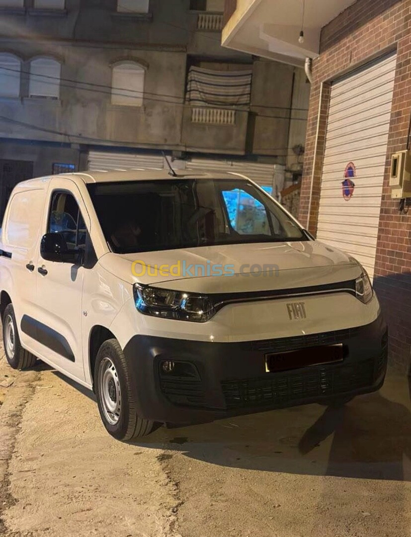 Fiat Doblo italien 2024 