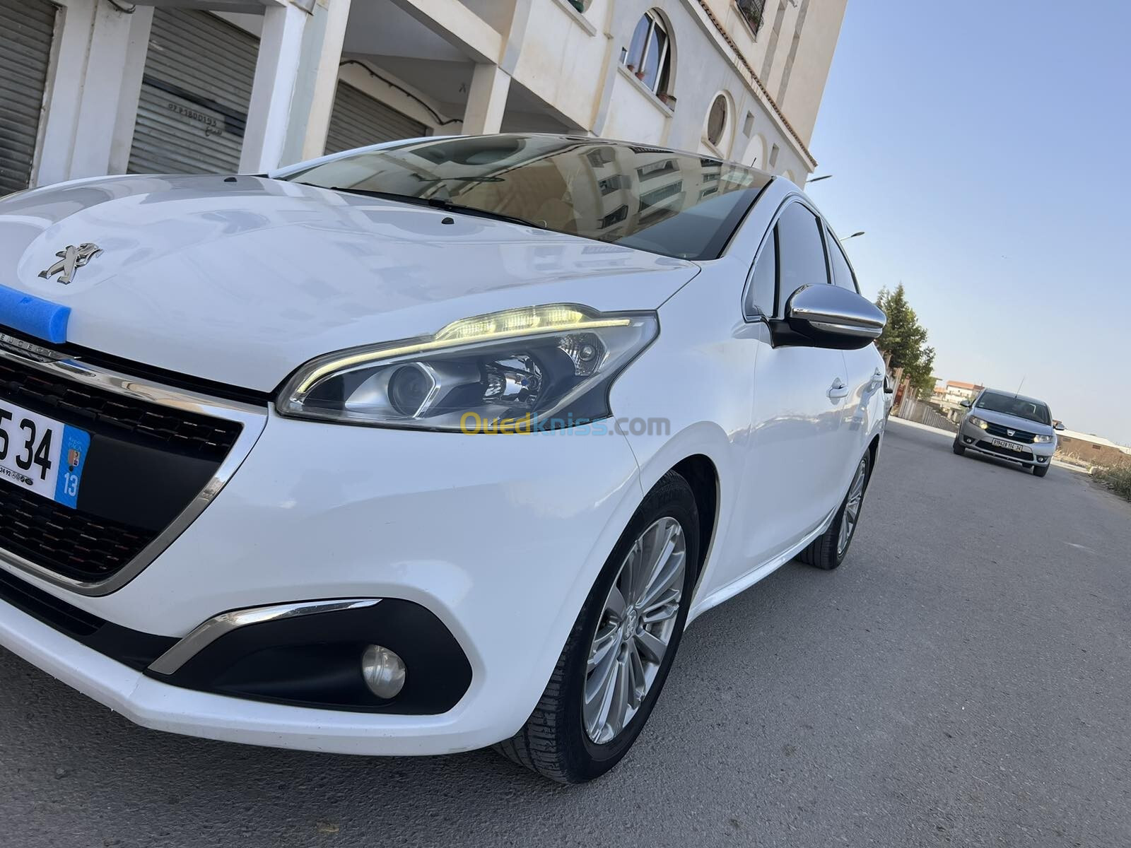 Peugeot 208 2015 Allure Facelift