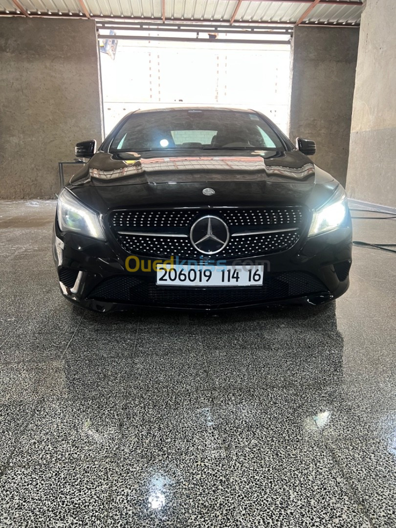 Mercedes CLA 2014 Coupé Exclusif +