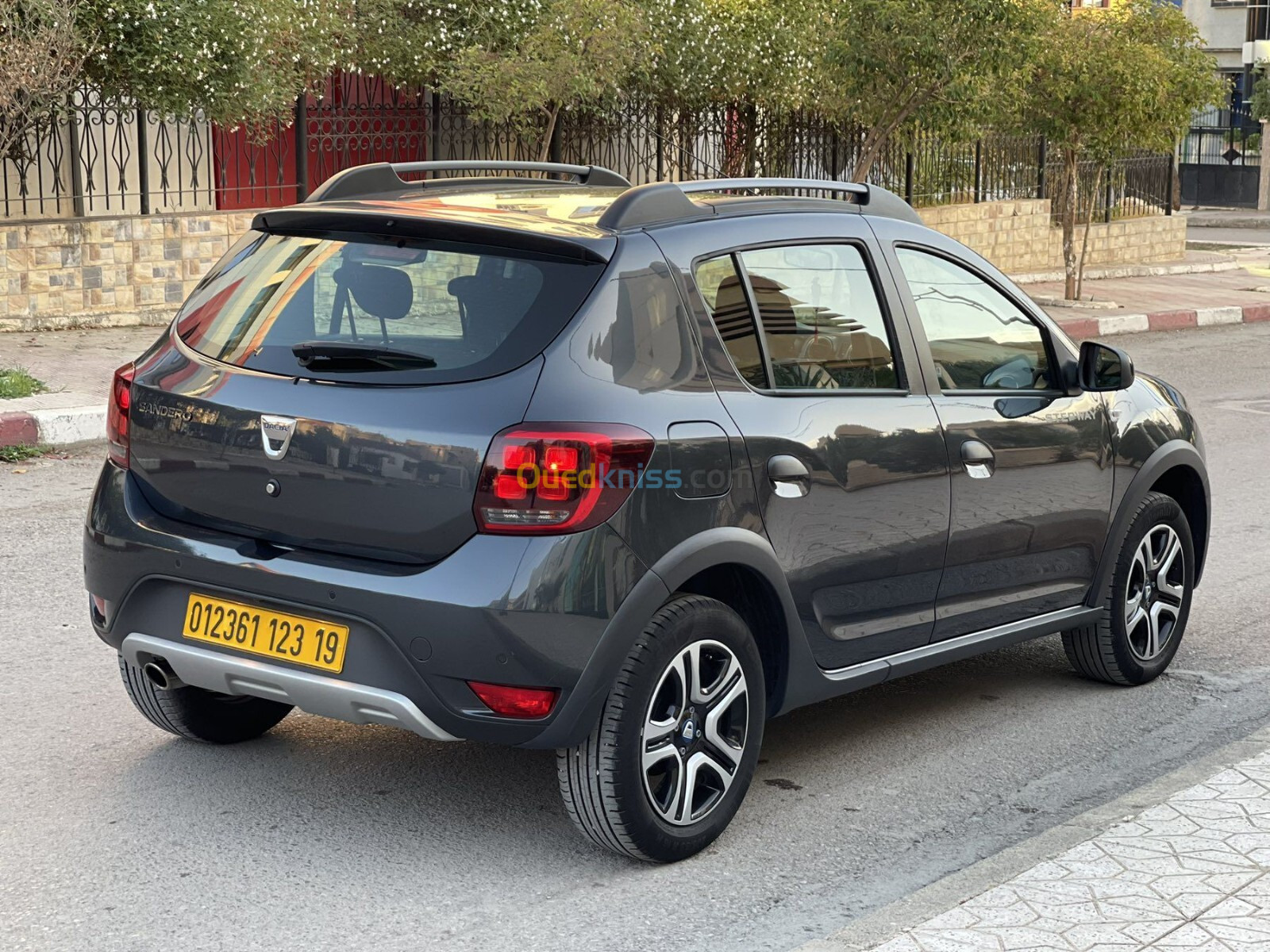 Dacia Sandero 2023 Stepway Bleu Fifteen