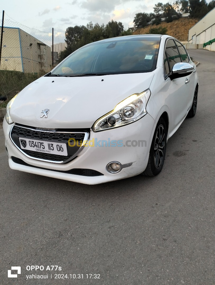 Peugeot 208 2013 Allure