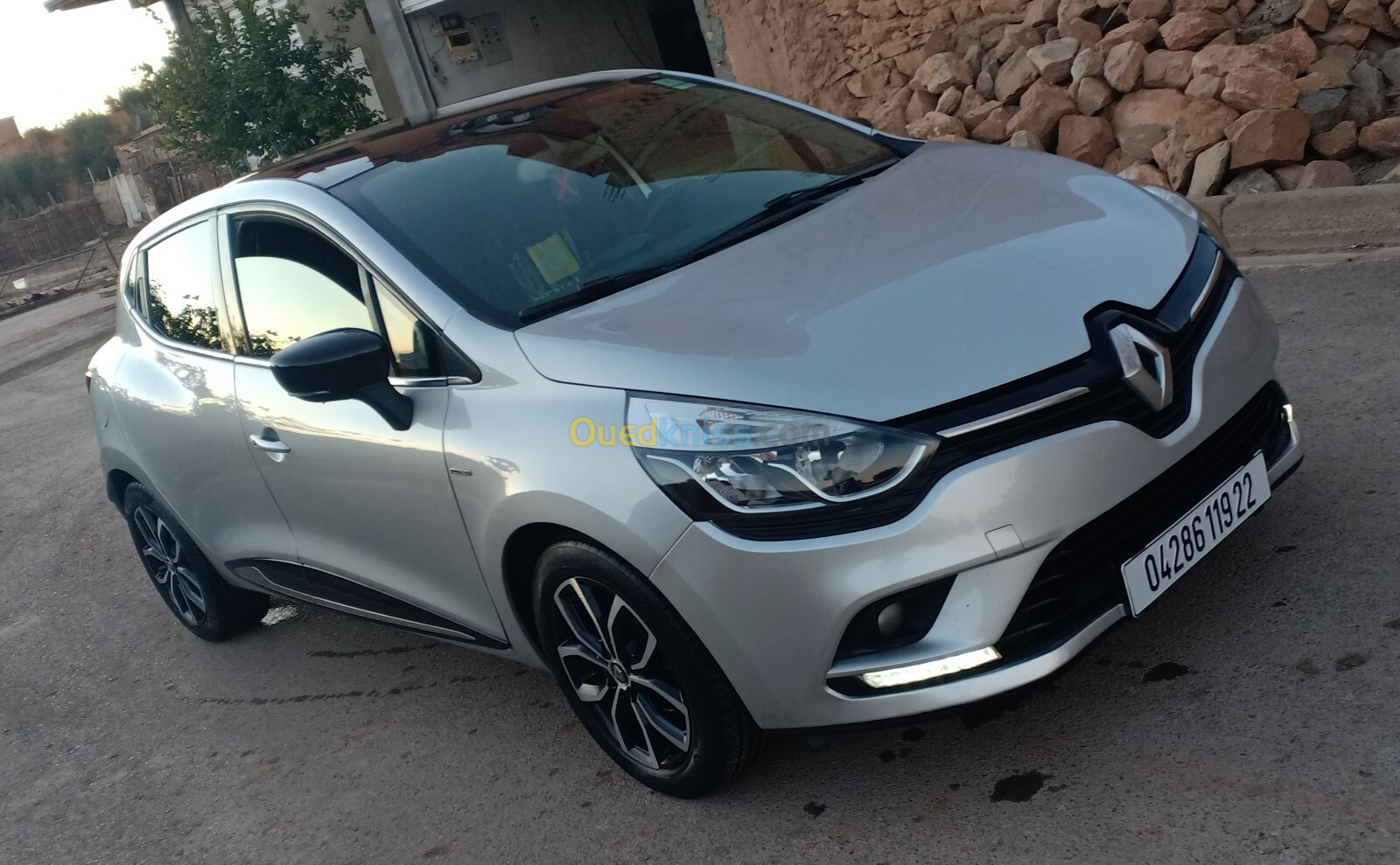 Renault Clio 4 2019 Limited 2