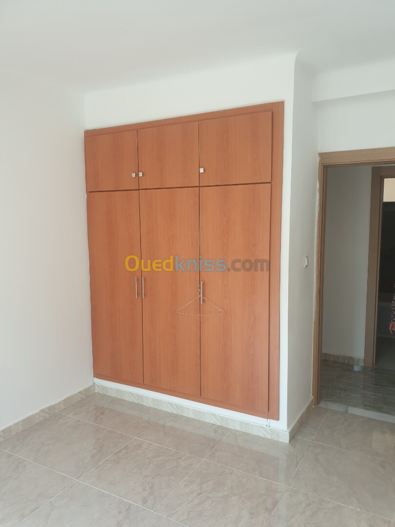 Location Appartement F5 Alger Souidania