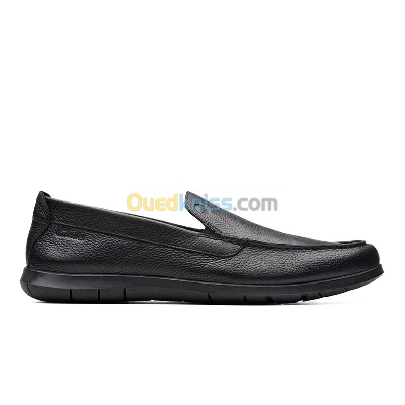 CLARKS Flexway Step Black Leather