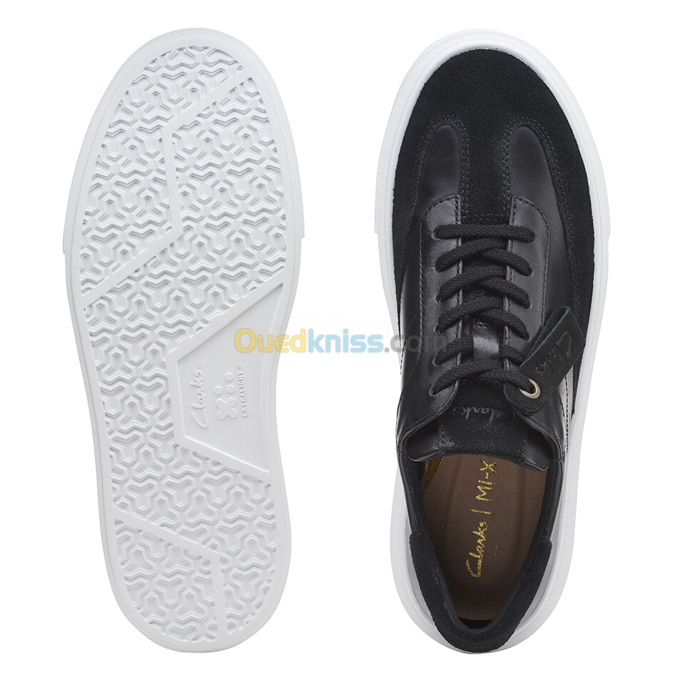 CLARKS Hero Lite Lo Black Leather