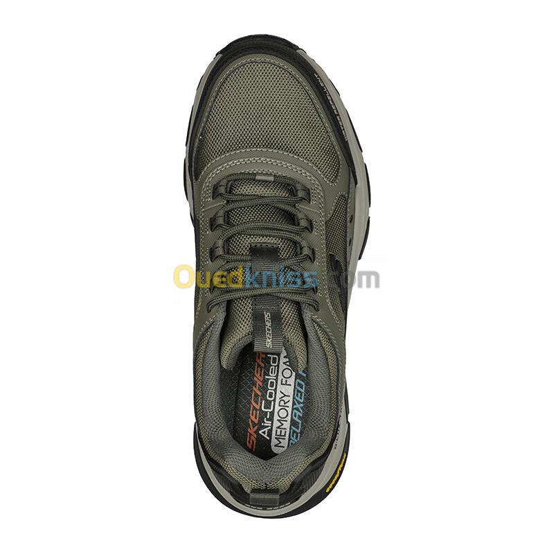 SKECHERS DLux Trekker