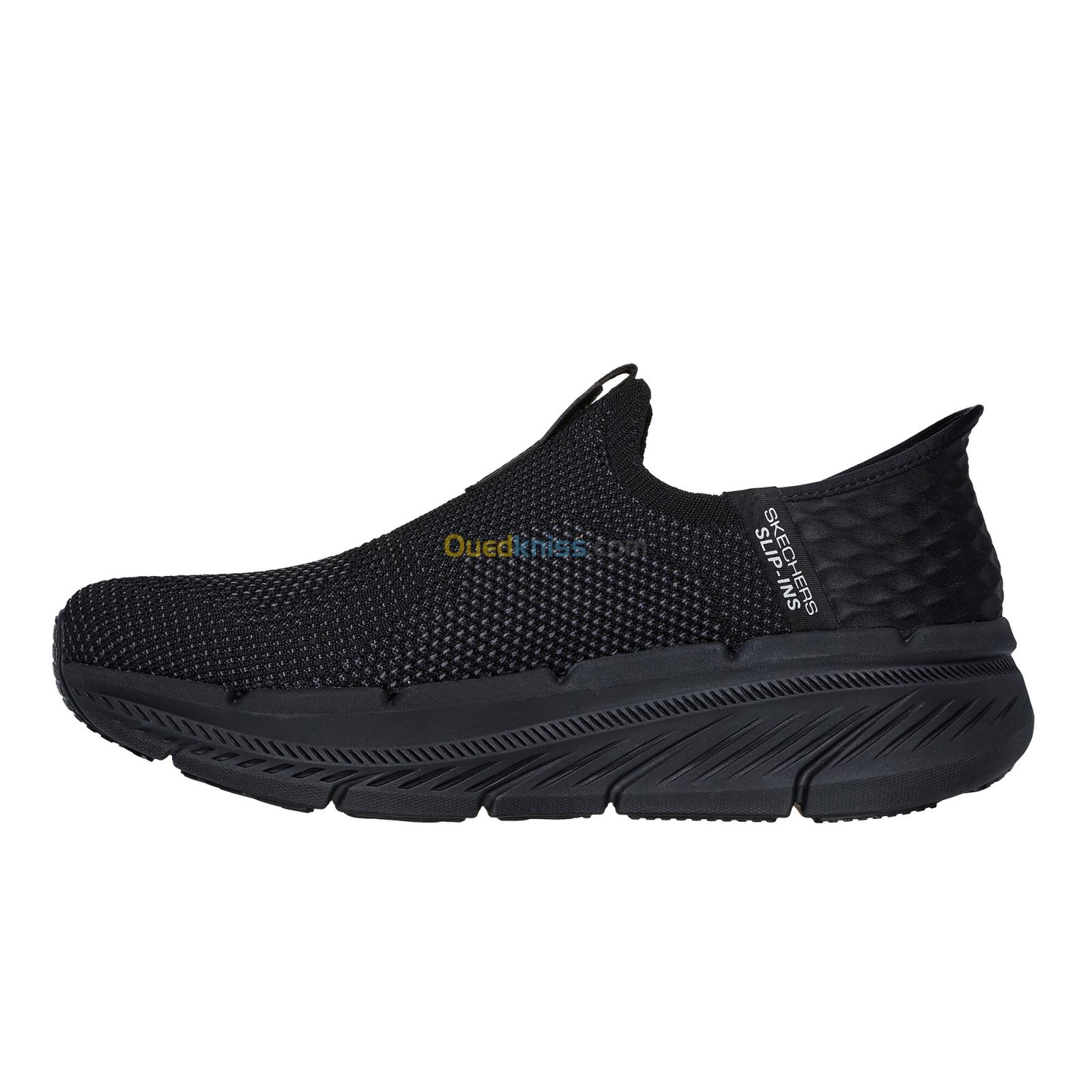 SKECHERS Max Cushioning Premier 2.0