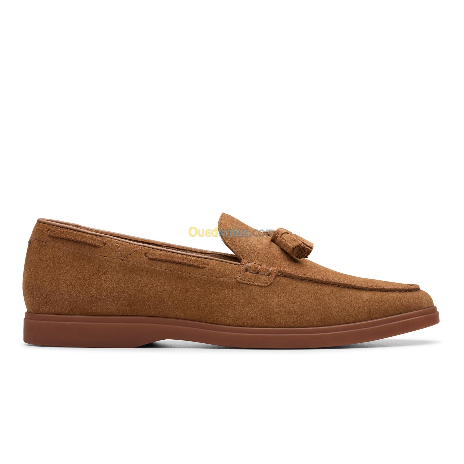 CLARKS Torford Tassel Cola Suede