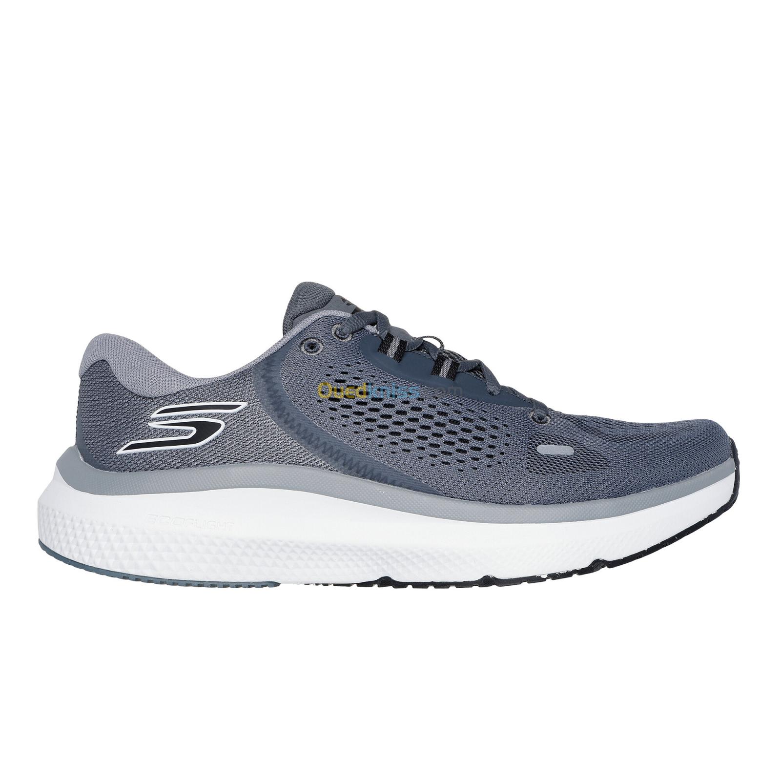 SKECHERS Go Run Pure 4