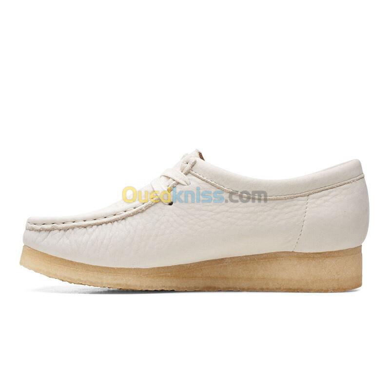 CLARKS Wallabee. White Nubuck