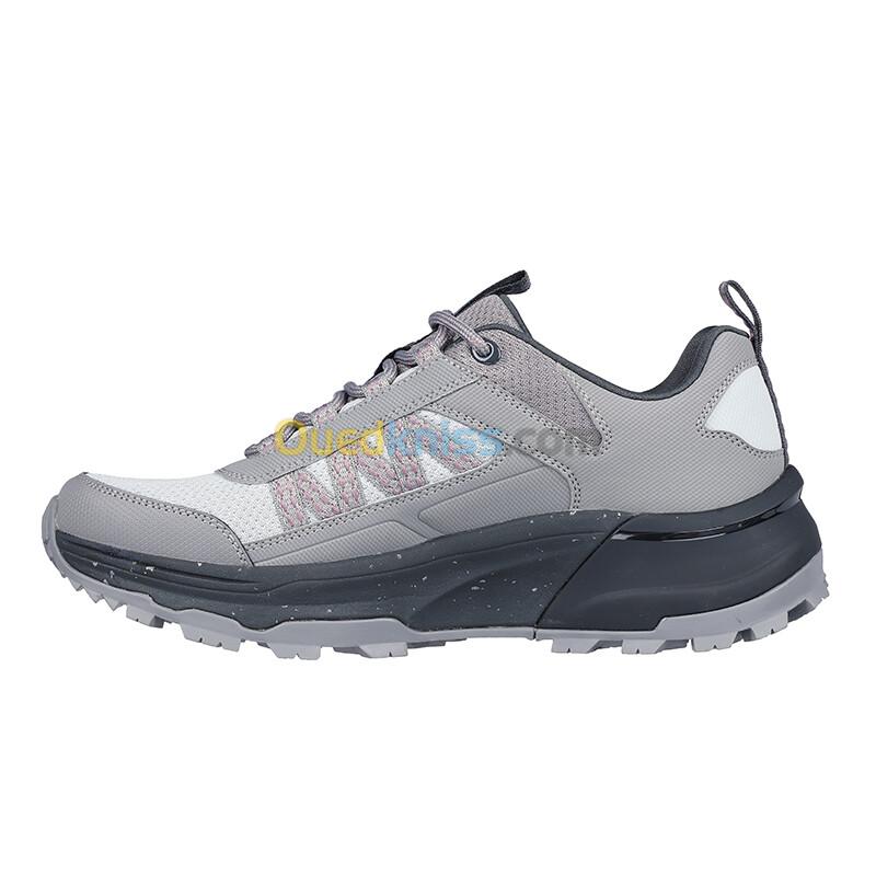 SKECHERS Max Protect Legacy