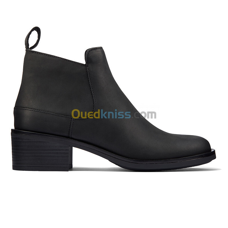 CLARKS Memi Zip Black Leather