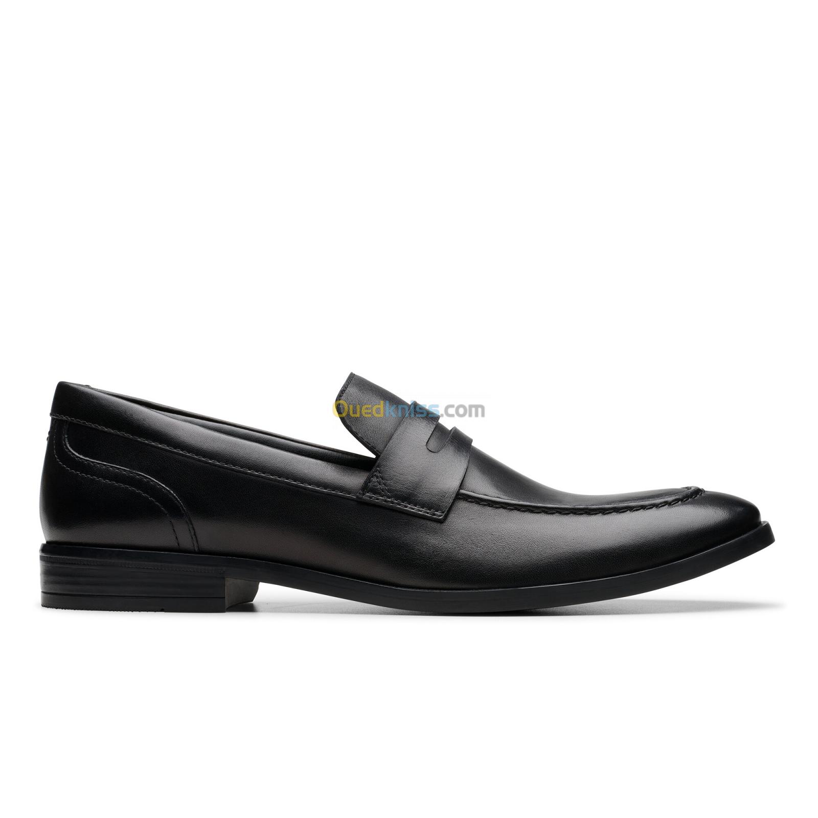 CLARKS Brandon Step Black Leather