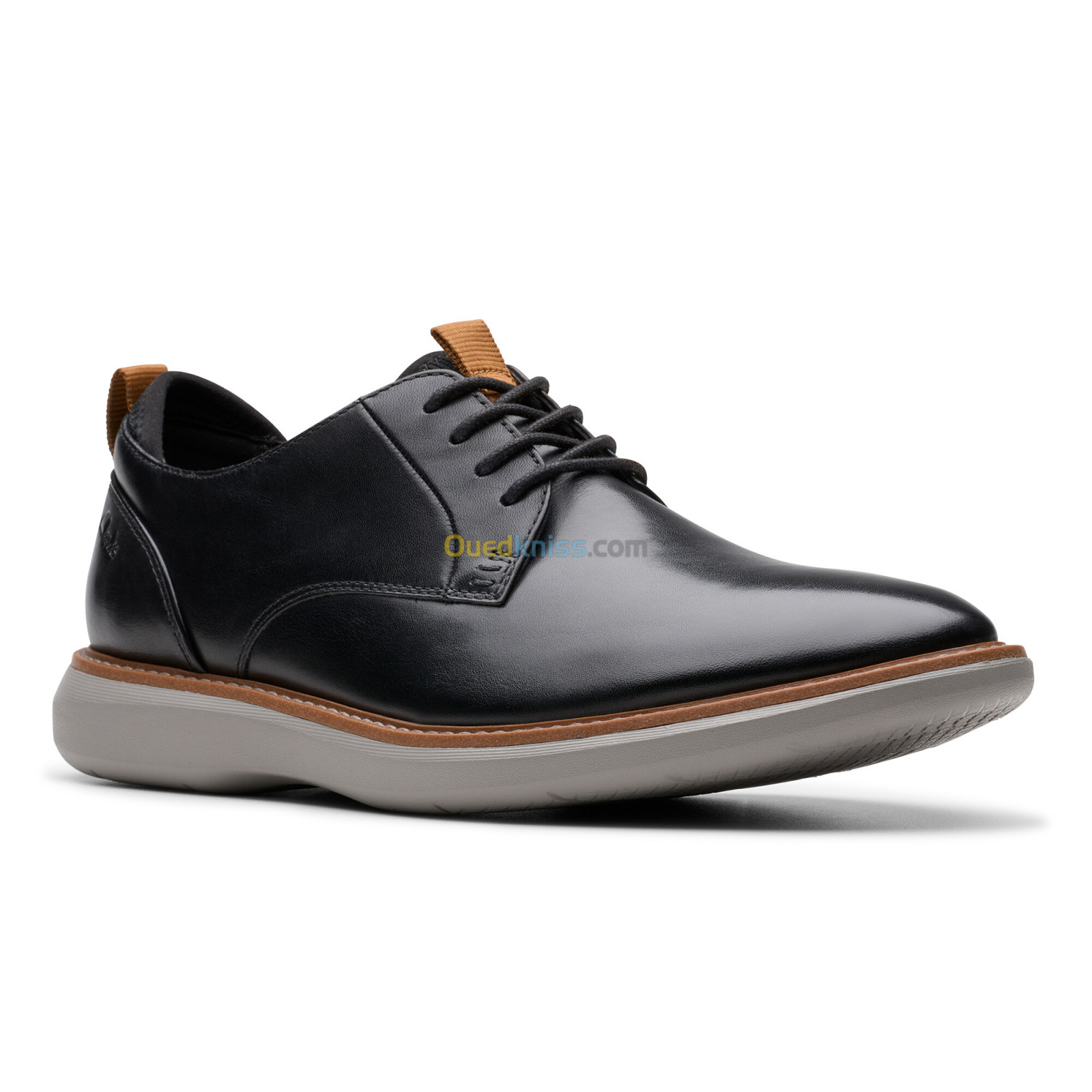 CLARKS Brantin Plain Black Leather