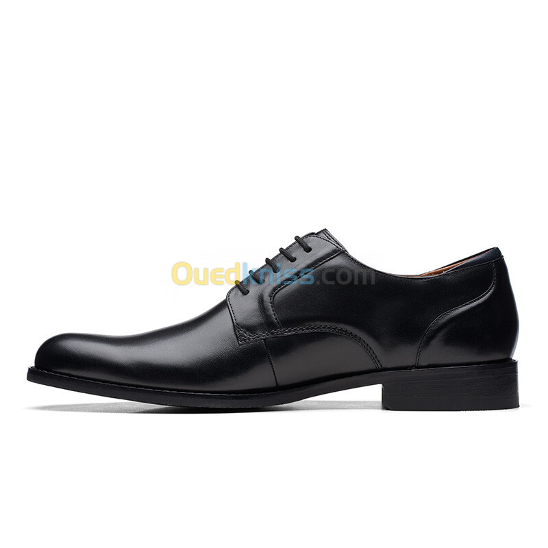 CLARKS Craftarlo Lace Black Leather