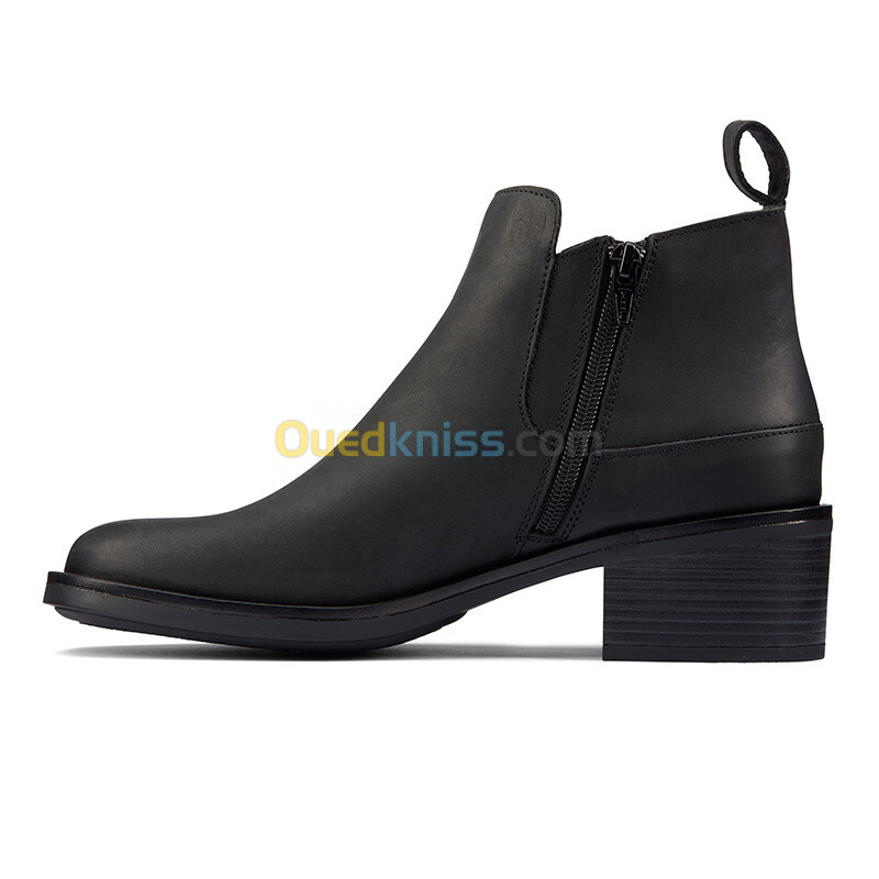 CLARKS Memi Zip Black Leather