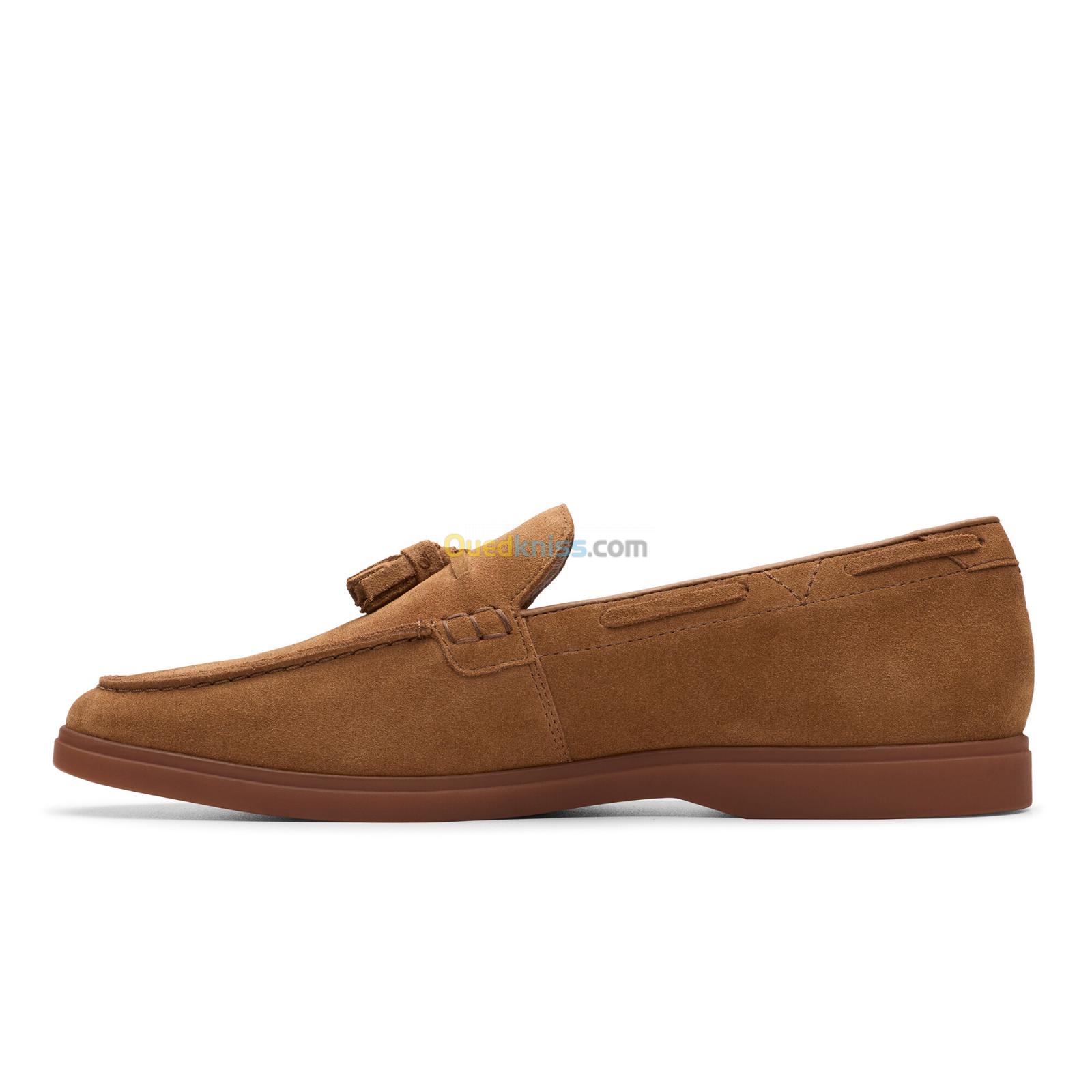 CLARKS Torford Tassel Cola Suede