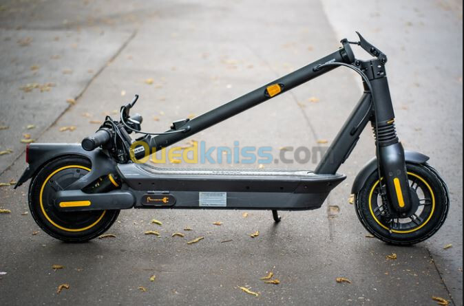 Trottinette électrique Ninebot KickScooter MAX G2 