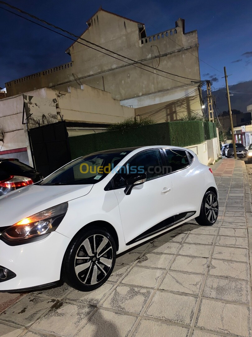 Renault Clio 4 2014 Seventeen