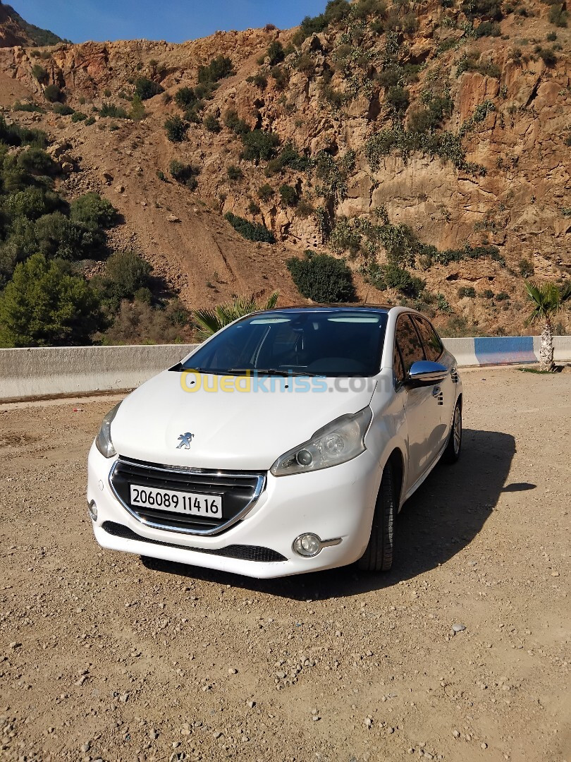 Peugeot 208 2014 208