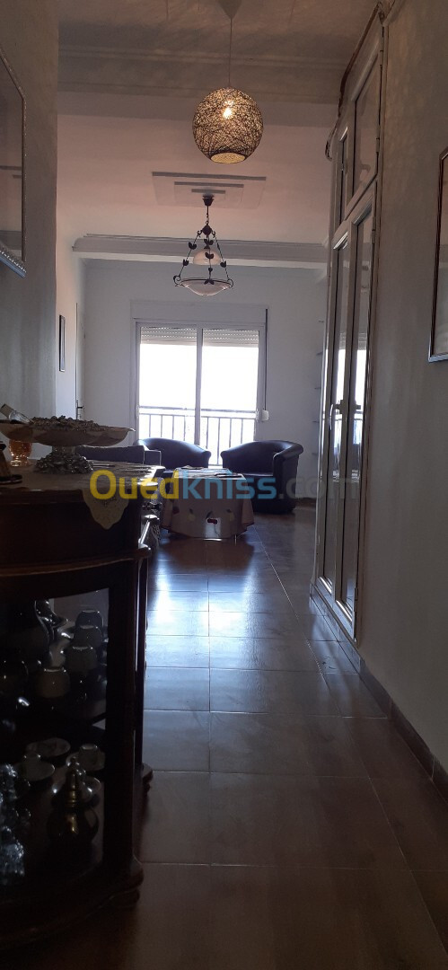 Vente Appartement F3 Tizi Ouzou Azeffoun