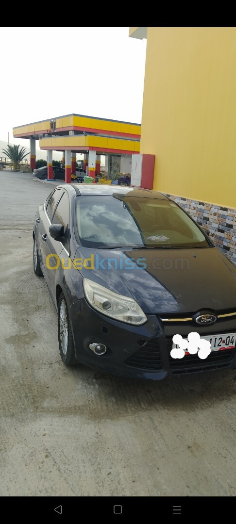 Ford Focus 5 portes 2012 Titanium