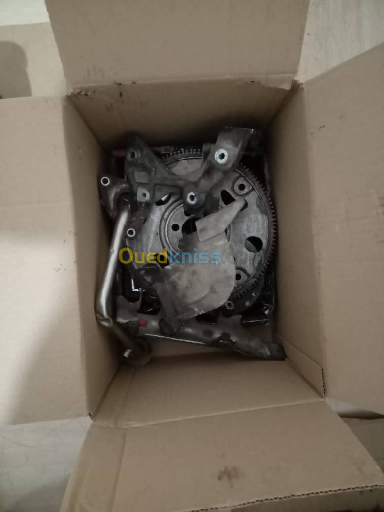 Moteur de Nissan Sunny n17 