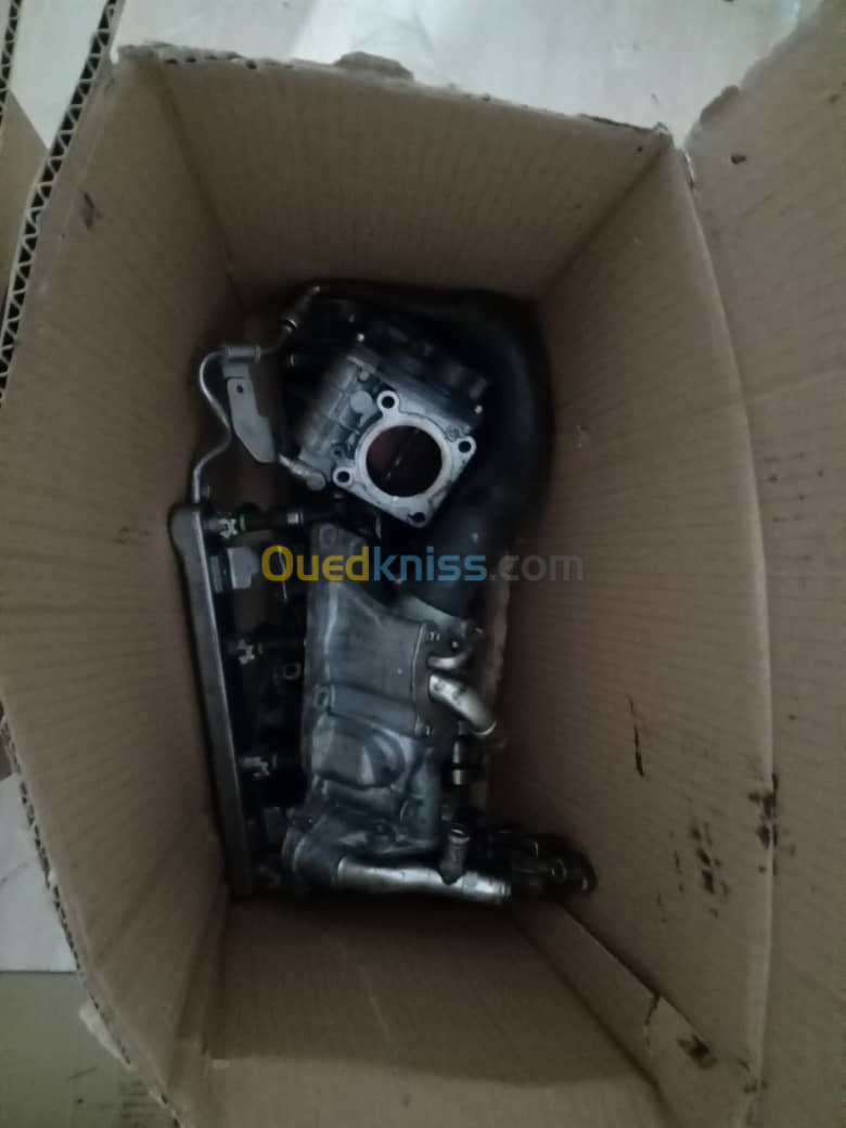 Moteur de Nissan Sunny n17 