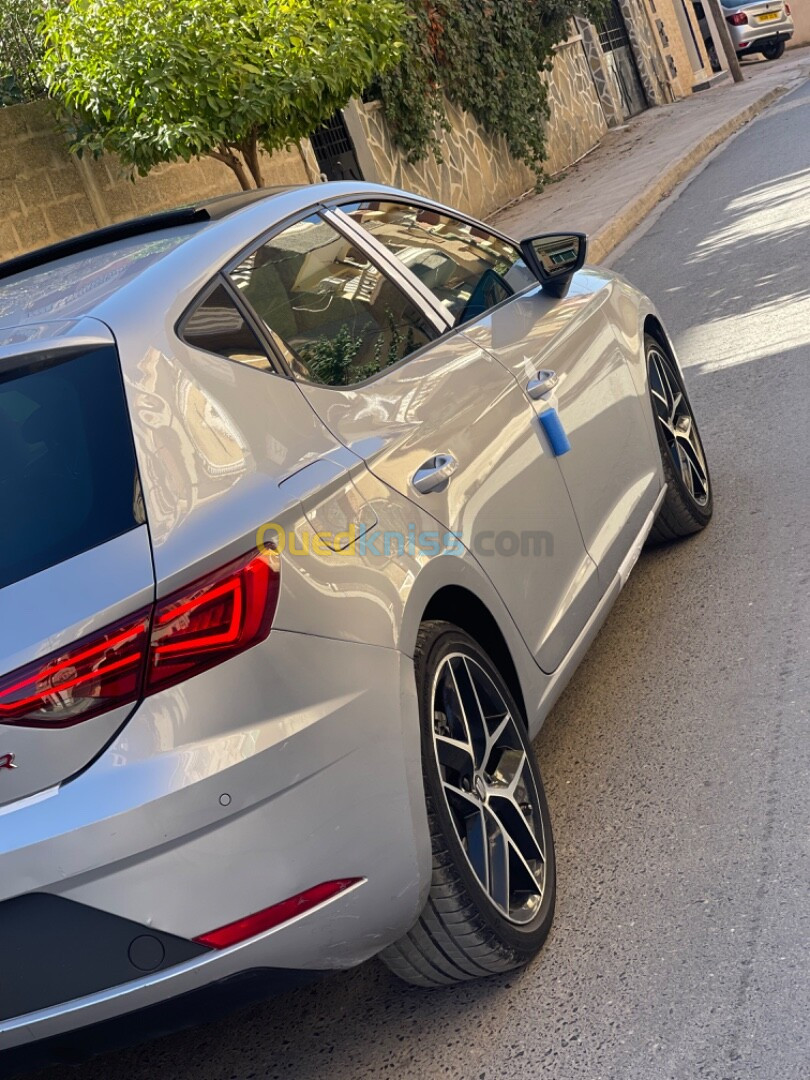 Seat Leon 2019 FR+15