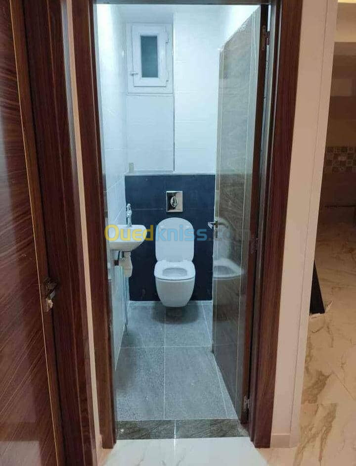 Location Appartement F4 Alger Hydra