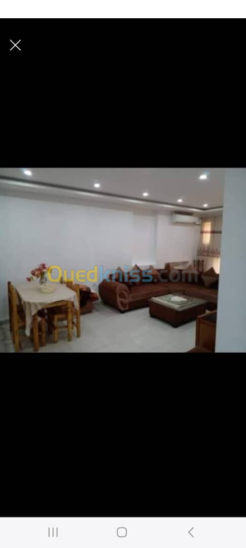 Location vacances Appartement F3 Alger Hydra