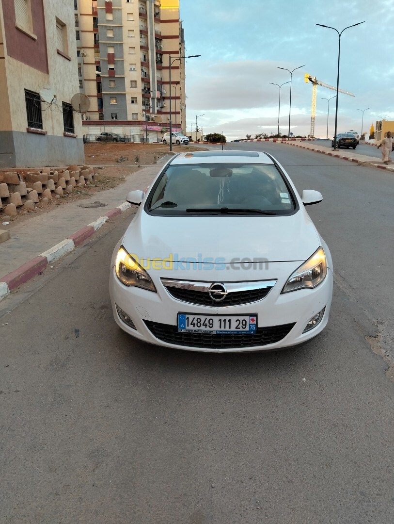 Opel Astra 2011 SPORT