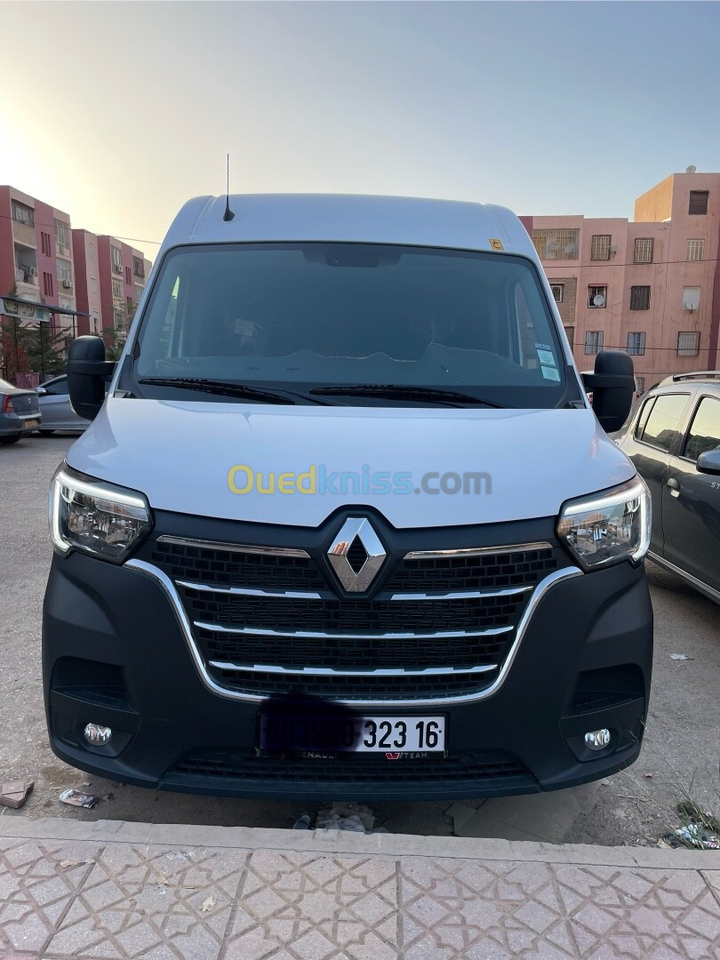 Renault master 2023