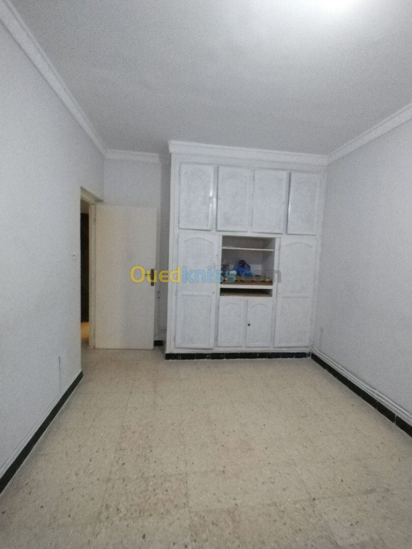 Location Appartement F5 Tlemcen Mansourah