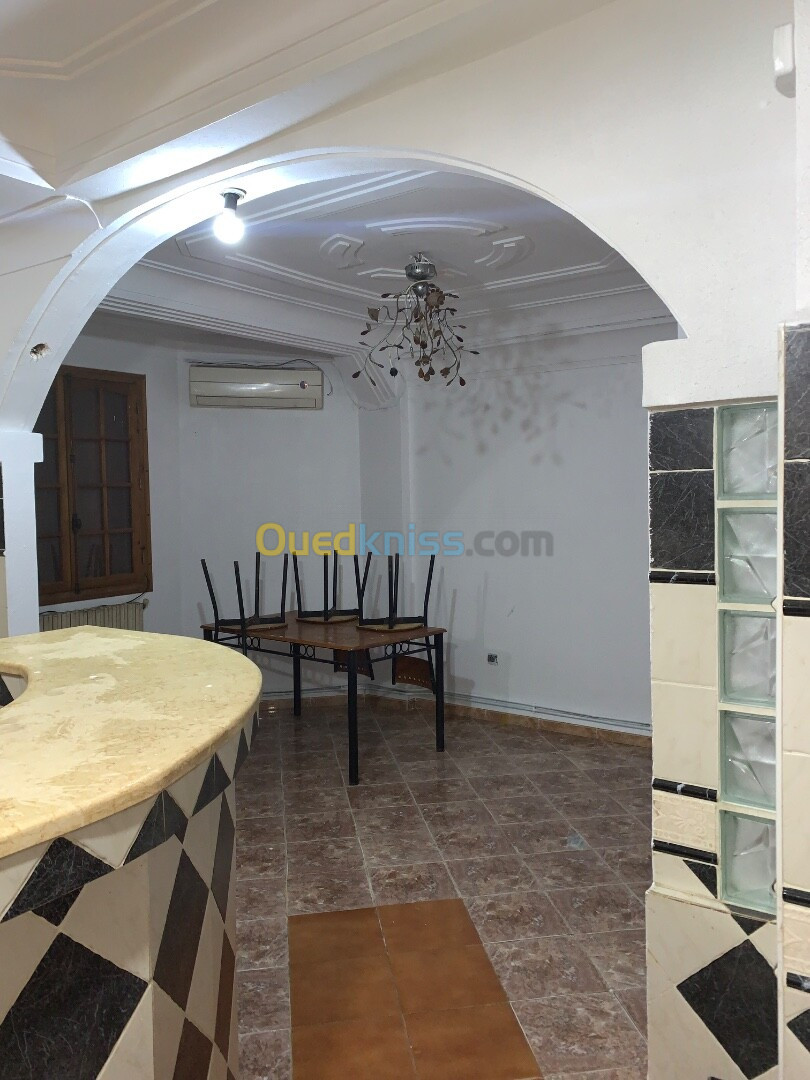 Location Appartement F3 Alger Zeralda