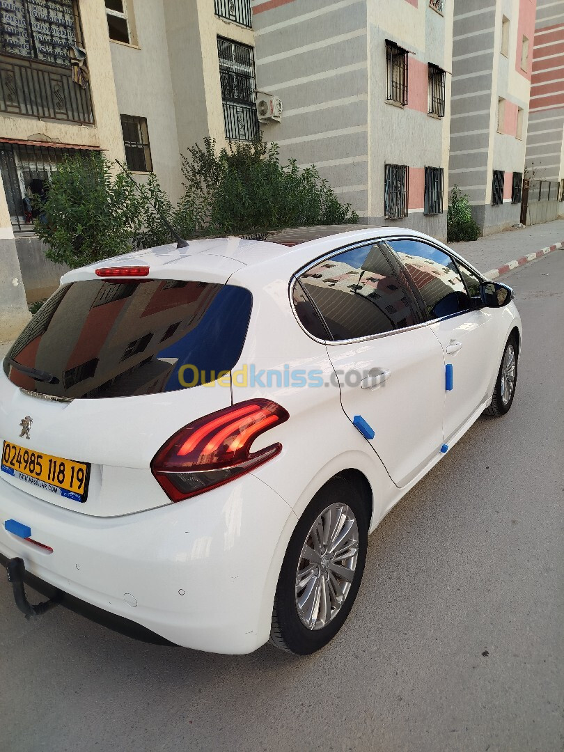 Peugeot 208 2018 Allure Facelift