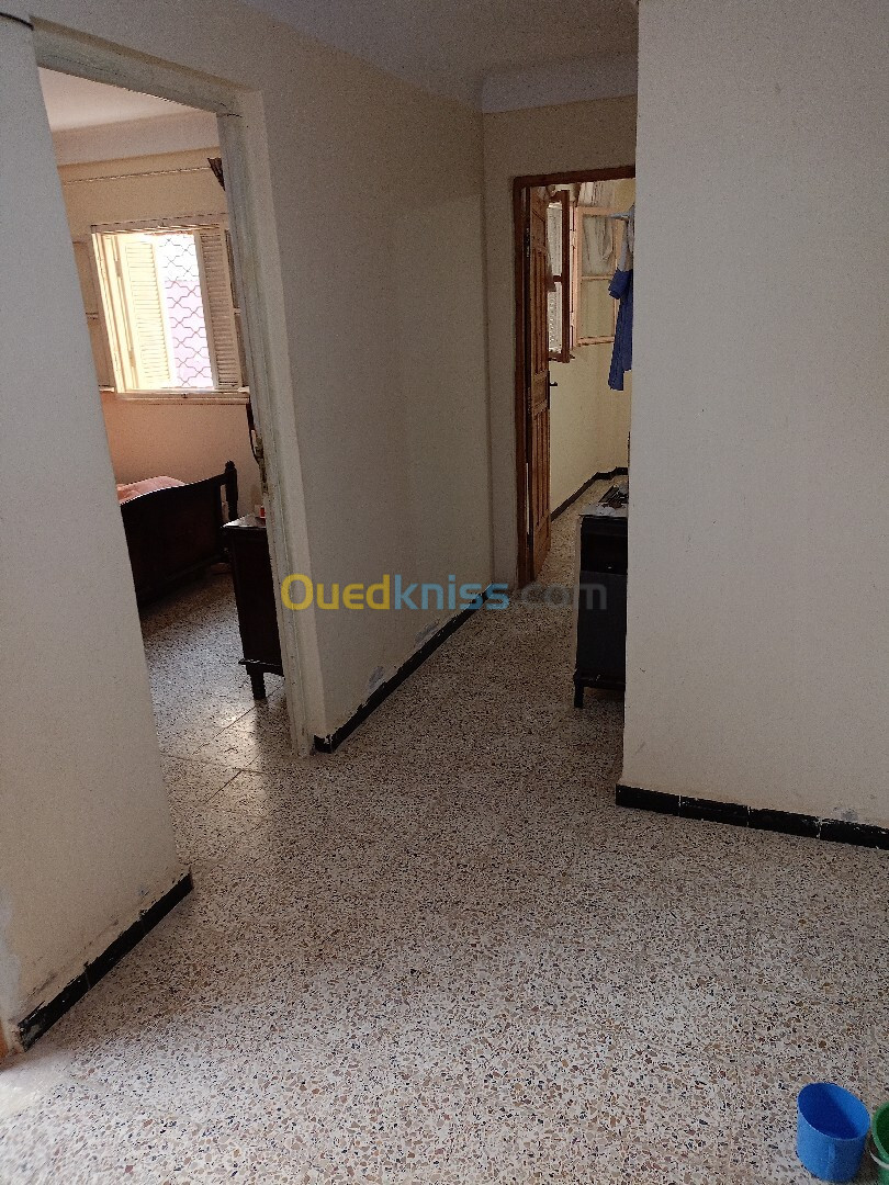 Vente Appartement F2 Oran Ain el bia