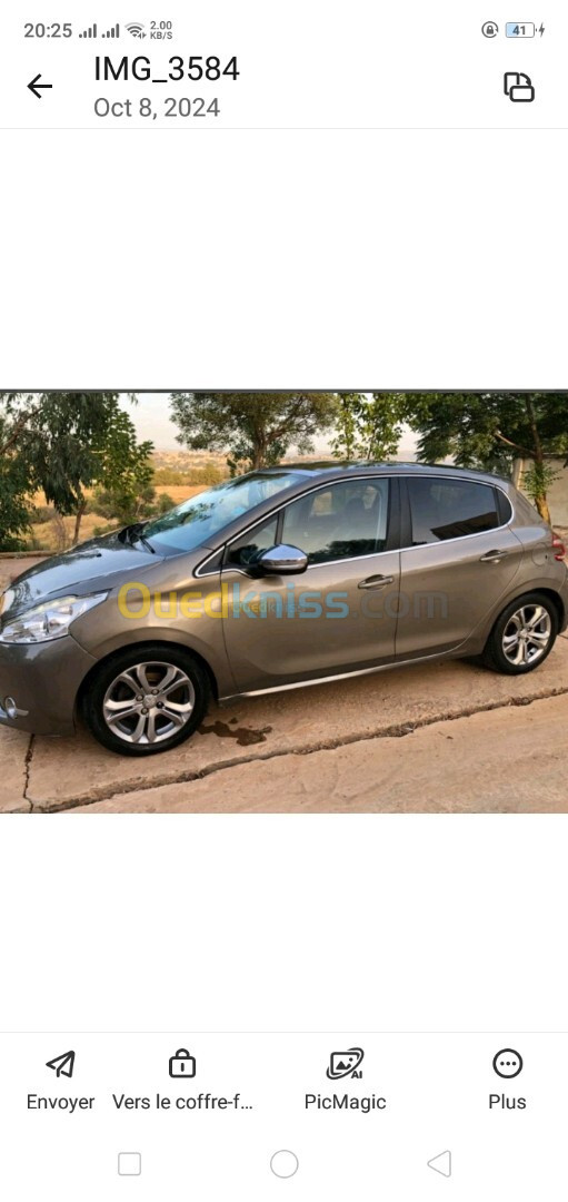 Peugeot 208 2015 Allure