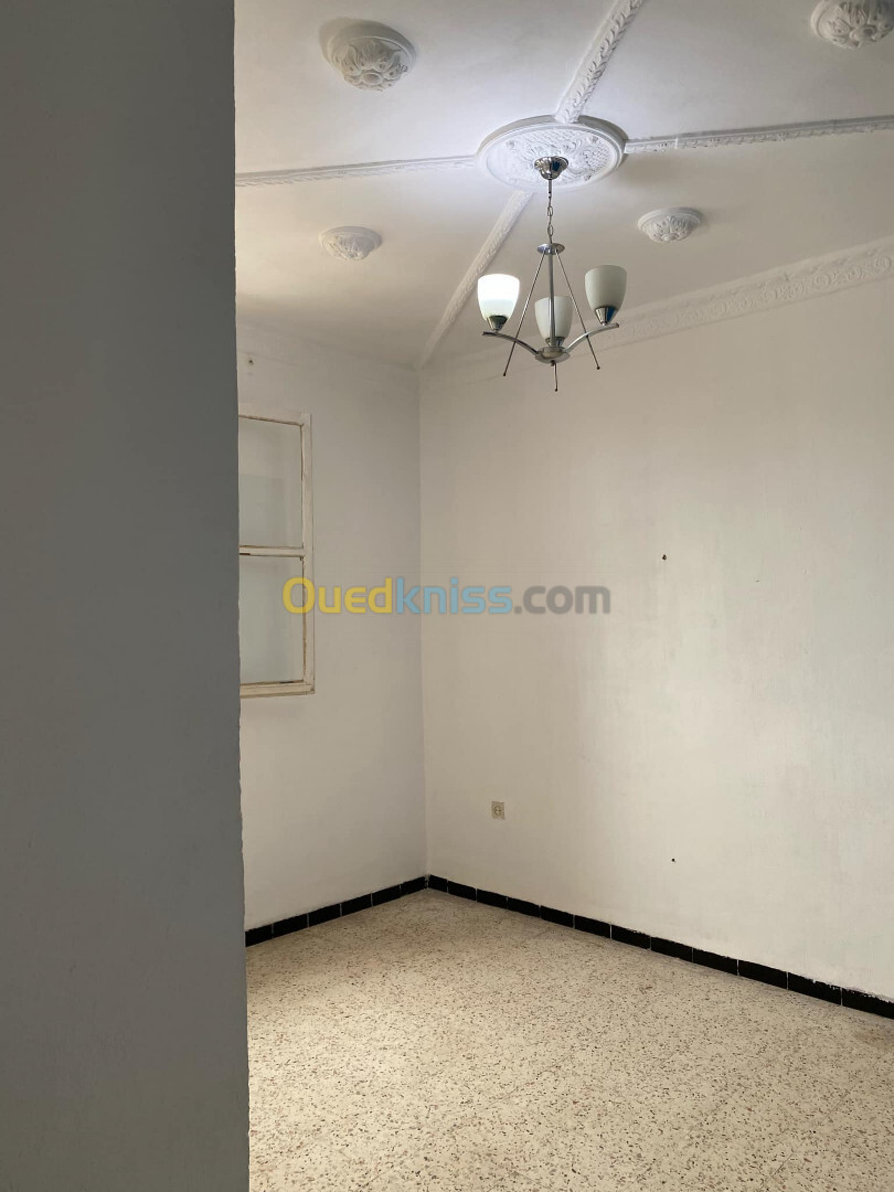 Vente Appartement F2 Alger Bordj el kiffan