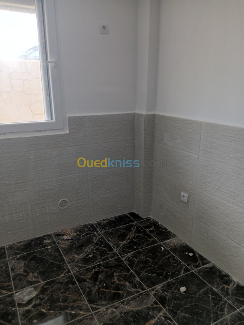 Vente Appartement F3 Tizi Ouzou Azeffoun