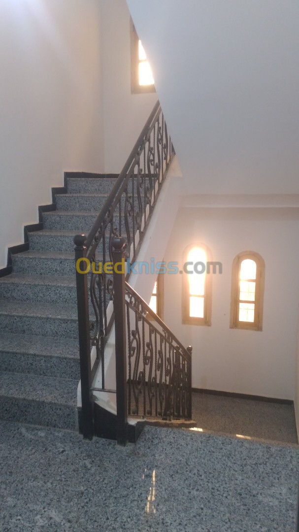 Location Appartement F3 Alger Ain taya