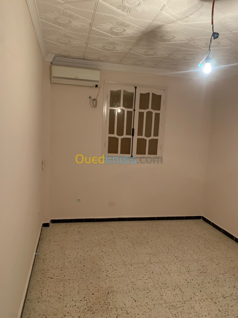 Location Niveau De Villa F3 Alger Reghaia