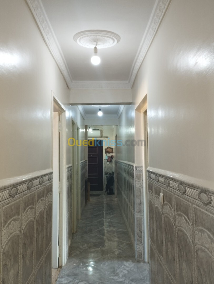 Vente Appartement F5 Alger Ain benian