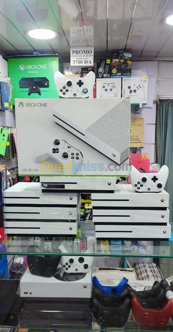 les xbox one s 1tb/500g etat 10/10 livraison 58 wilaya