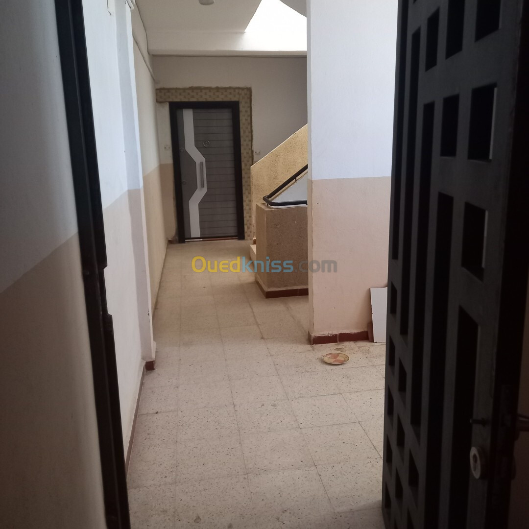 Vente Appartement F3 Jijel Jijel