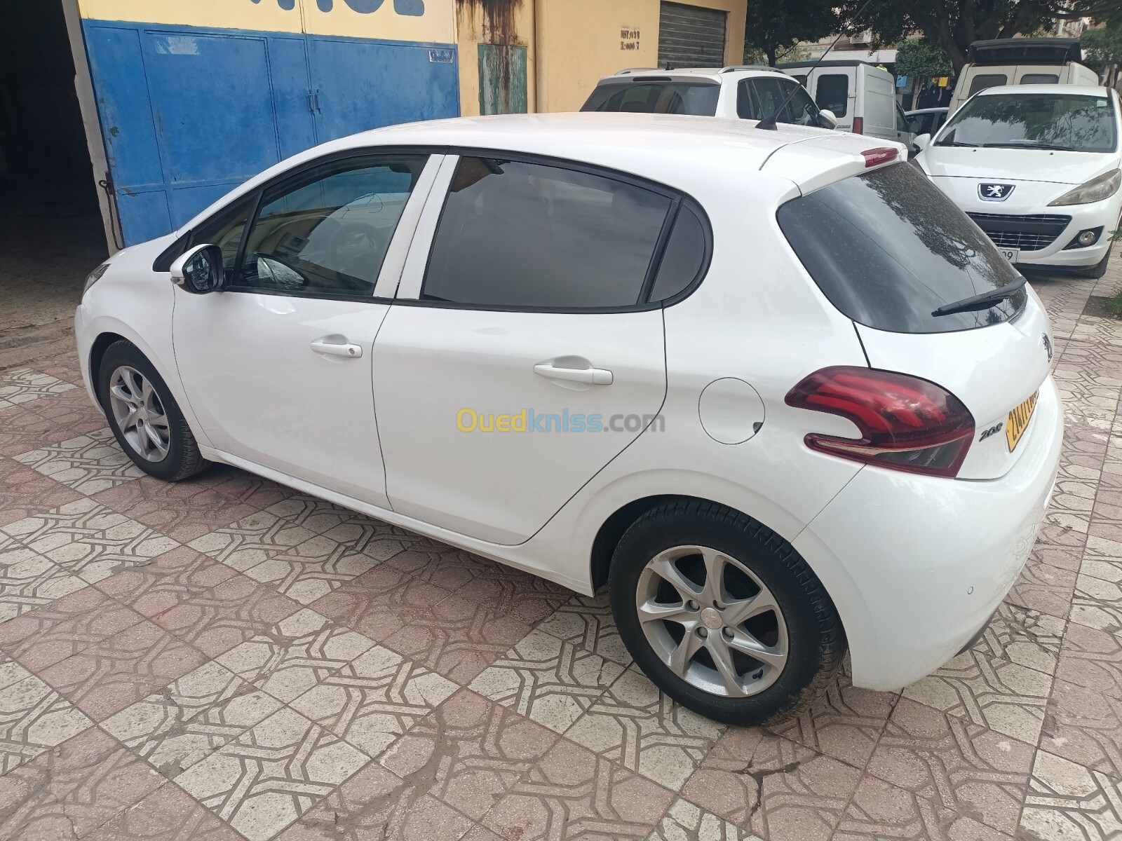 Peugeot 208 2016 Active Facelift