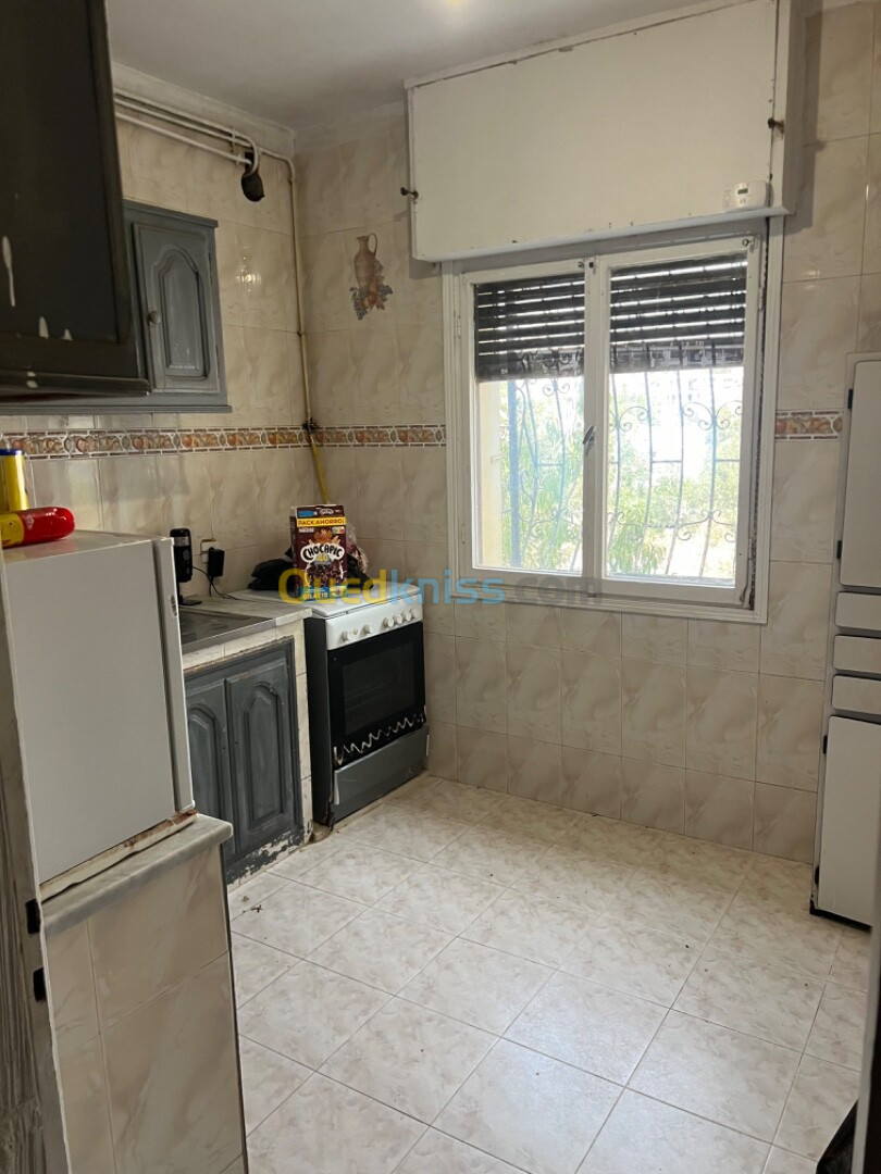 Location Appartement F4 Alger Bir mourad rais