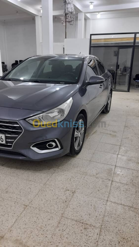 Hyundai Accent RB  4 portes 2020 Accent RB  4 portes